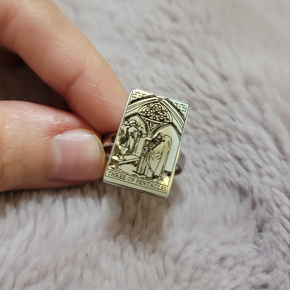 Tarot Card Ring "Three Of Pentacles" Engraved - Picture 2 of 2